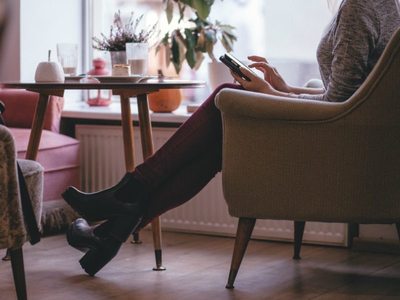 odgovoriti na e-mailove tijekom blagdana