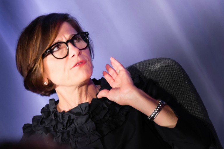 Bivša izvršna direktorica CBS Entertainmenta Nina Tassler napisala knjigu za majke o odgoju kćeri