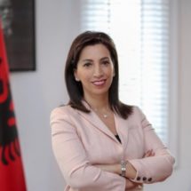 EVIS-KUSHI-300×289-1