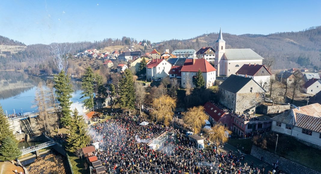 Fužine Doček Nove godine u podne