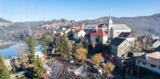 Fužine Doček Nove godine u podne