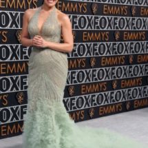 emmy red carpet (7)