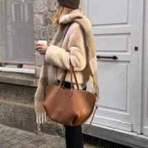 Ugg-1