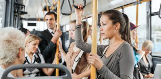 Kako izbjeći infekciju u autobusu punom ljudi