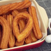 Churros con Chocolate