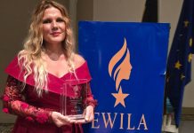 Prva iz Hrvatske: Kantautorica i glumica Elis Lovrić primila europsku nagradu za žensko liderstvo liderice